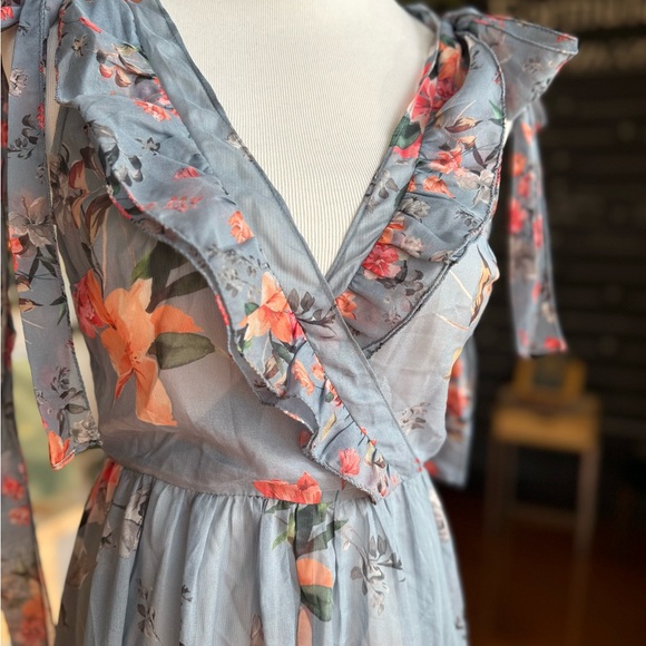 French Connection Romantic Floral Dress - Picture 2 of 9